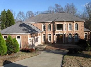 4406 Old Course Dr, Charlotte, NC 28277