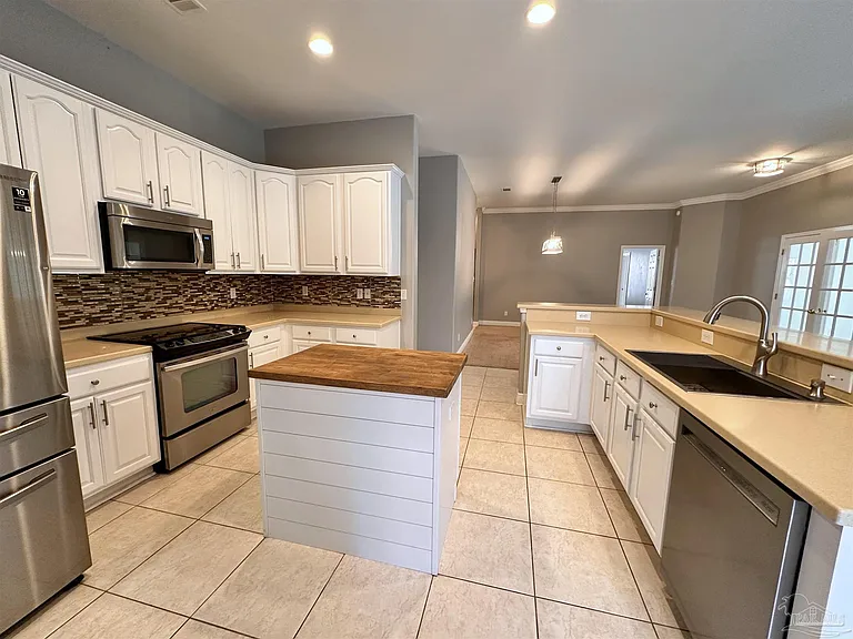9548 Lorikeet Ln — Photo 7