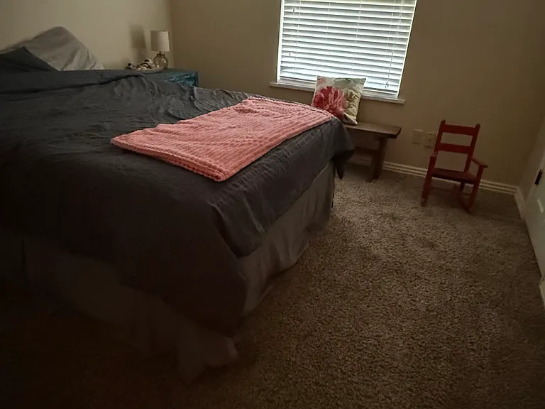 1608 Red Bud Ln — Photo 7