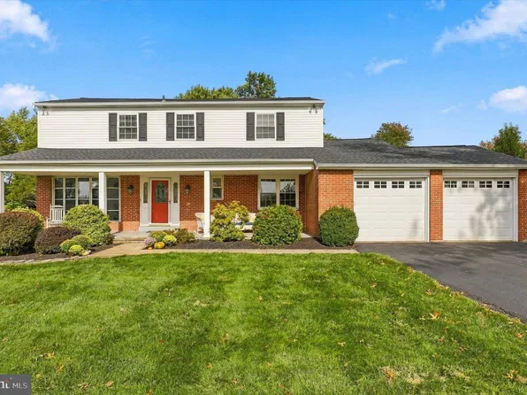 947 Patriot Dr, Lansdale, PA 19446
