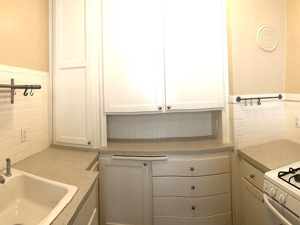 1st image of 3350 Octavia St #S