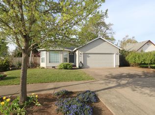 5217 Forest Ln, Eugene, OR 97402