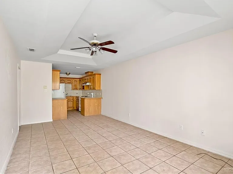 4006 N Inspiration Rd #3 — Photo 5