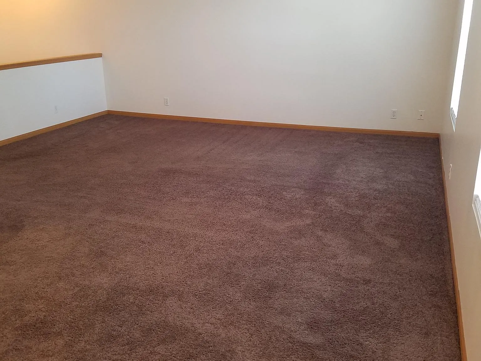 101 Benton Ct — Photo 3