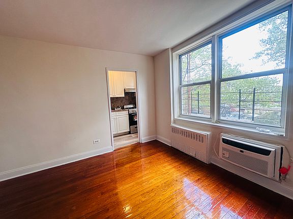 3rd image of 8737 16th Ave #2R