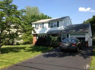 29 Crestland Ter, Doylestown, PA