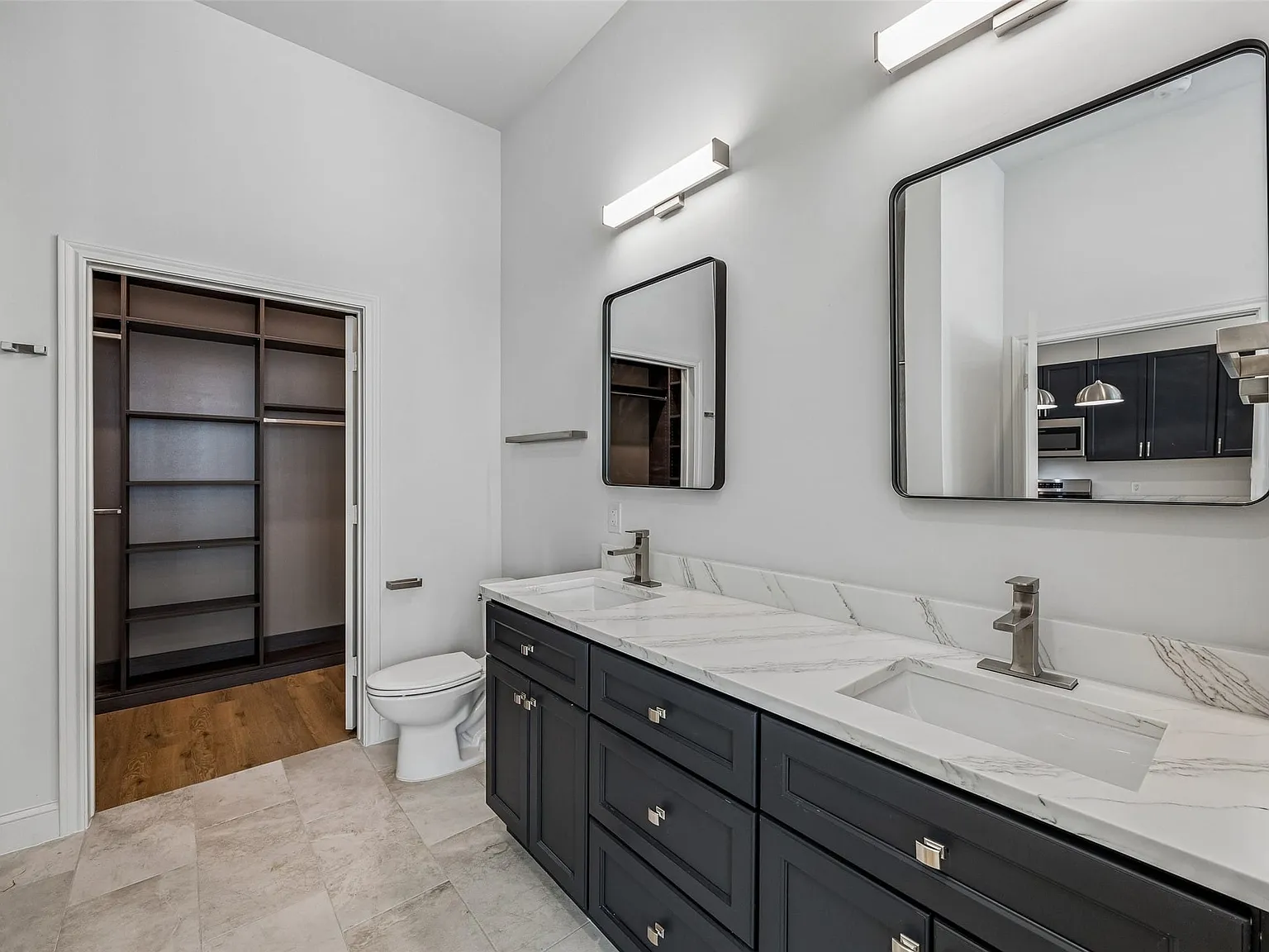 1 bed, 1.5 bath, 815 sqft, $1,795 — Photo 4