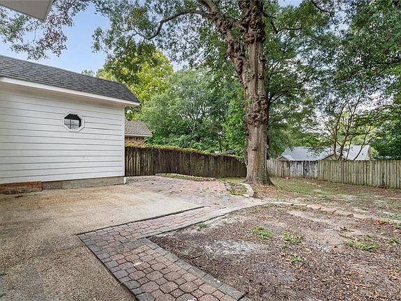 4th image of 3112 Wellborne Dr W