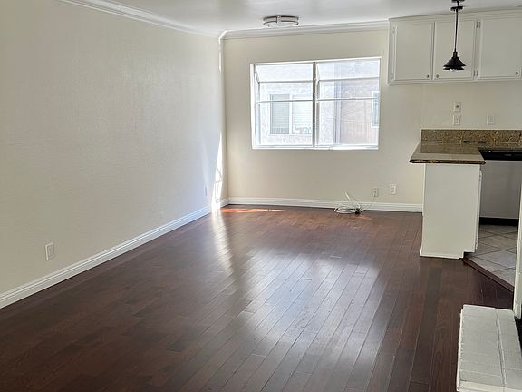 4th image of 1101 Laveta Ter APT 8