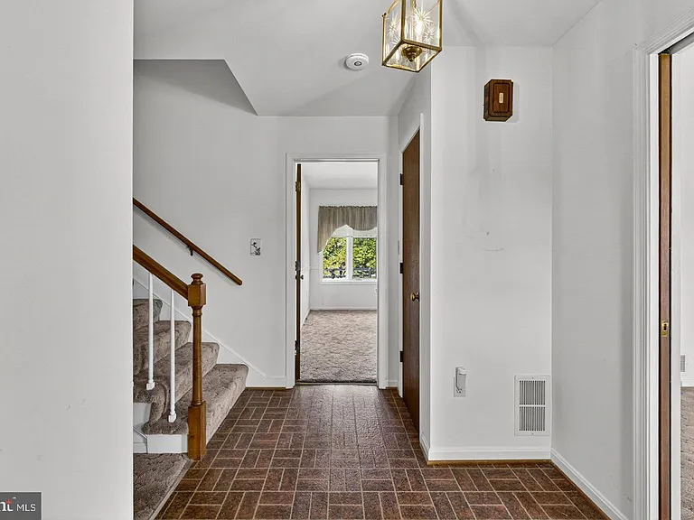 40297 Braddock Rd — Photo 20