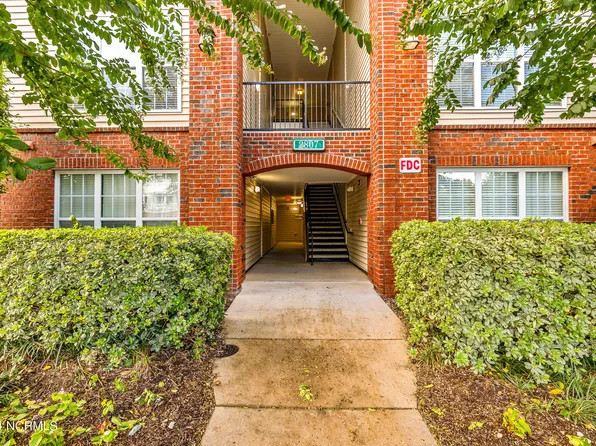 2807 Bloomfield Lane Unit 205, Wilmington, NC 28412