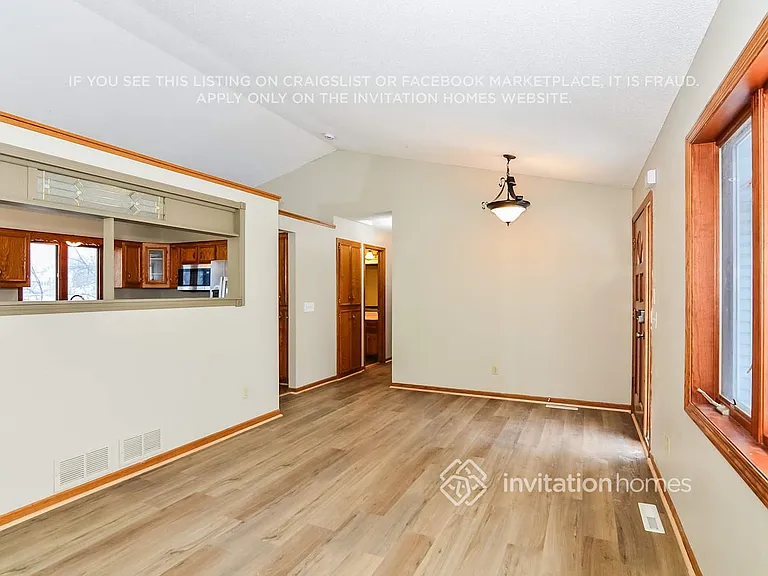 13215 Alabama Ave S — Photo 5