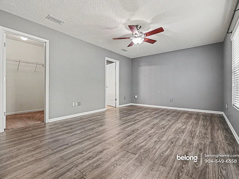 15763 Twin Creek Dr — Photo 7