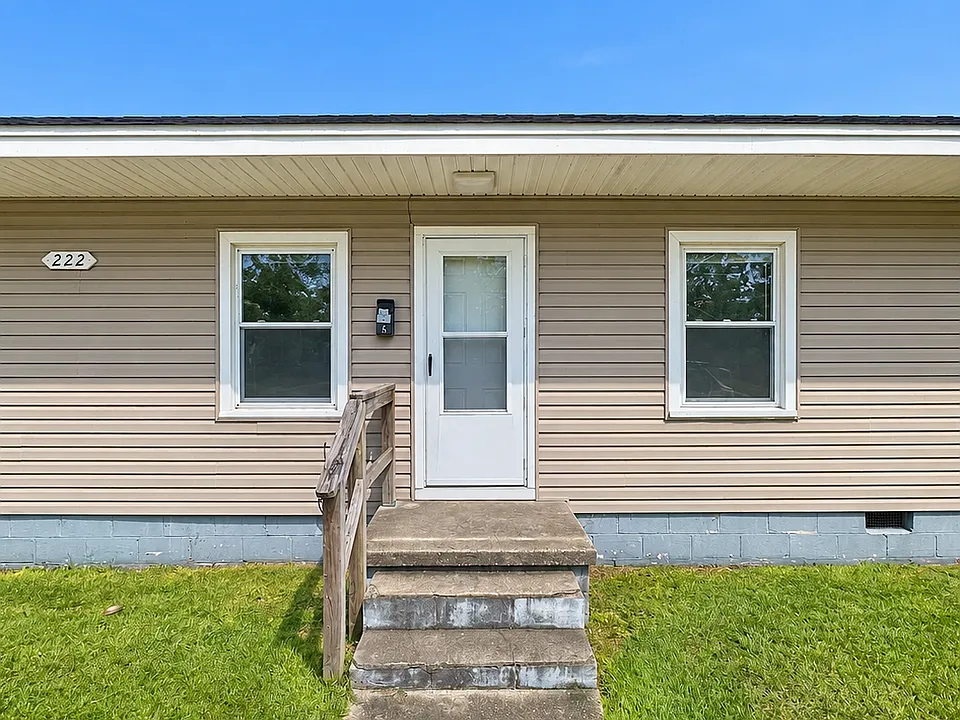 222 Richlands Ave #3