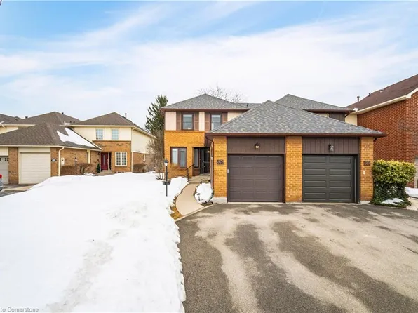 526 Ridgewood Ct, Oakville, ON L6M 2E9