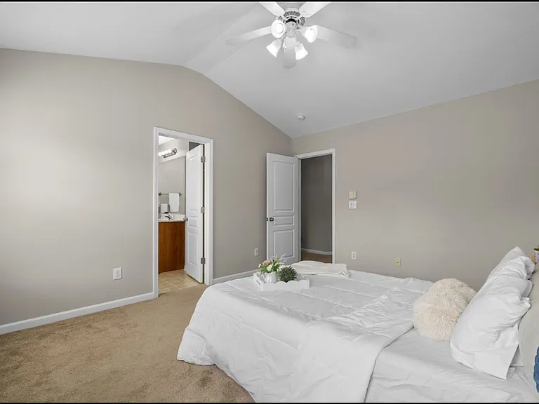10060 Switchyard Dr — Photo 9