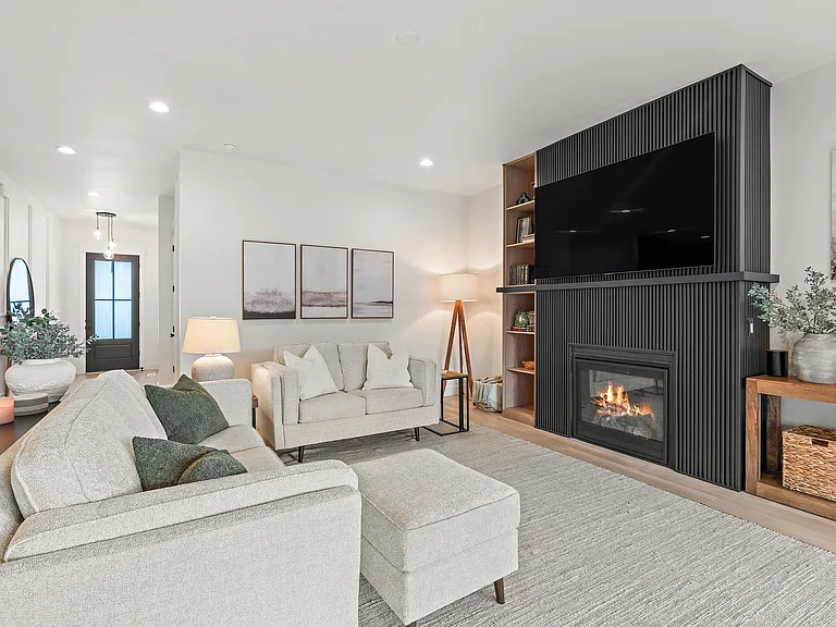 6862 N Willowside Ave — Photo 11