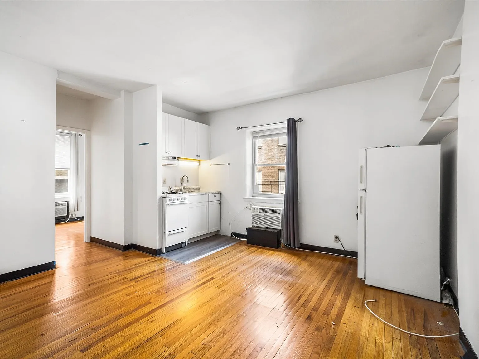 Beacon Hill Apartments — Photo 4