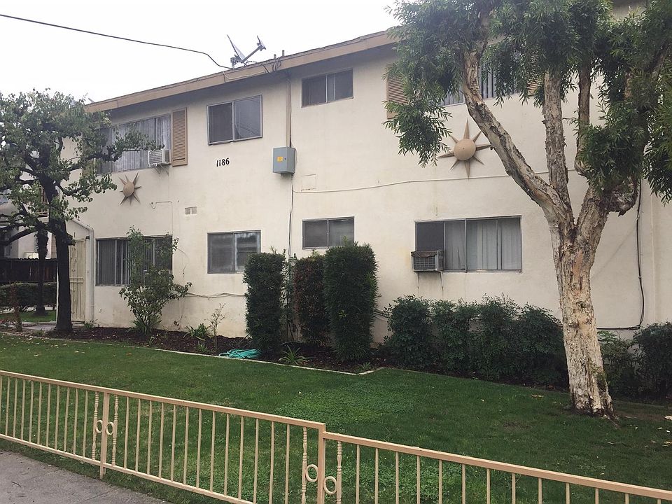 Small, quiet building