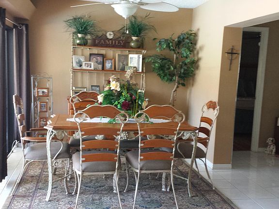 Dining room off Kitchen