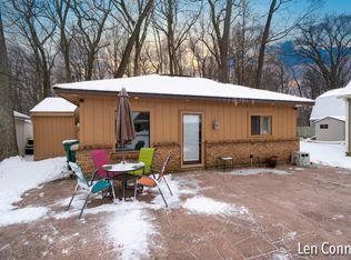2020 Archwood Dr, Wayland, MI