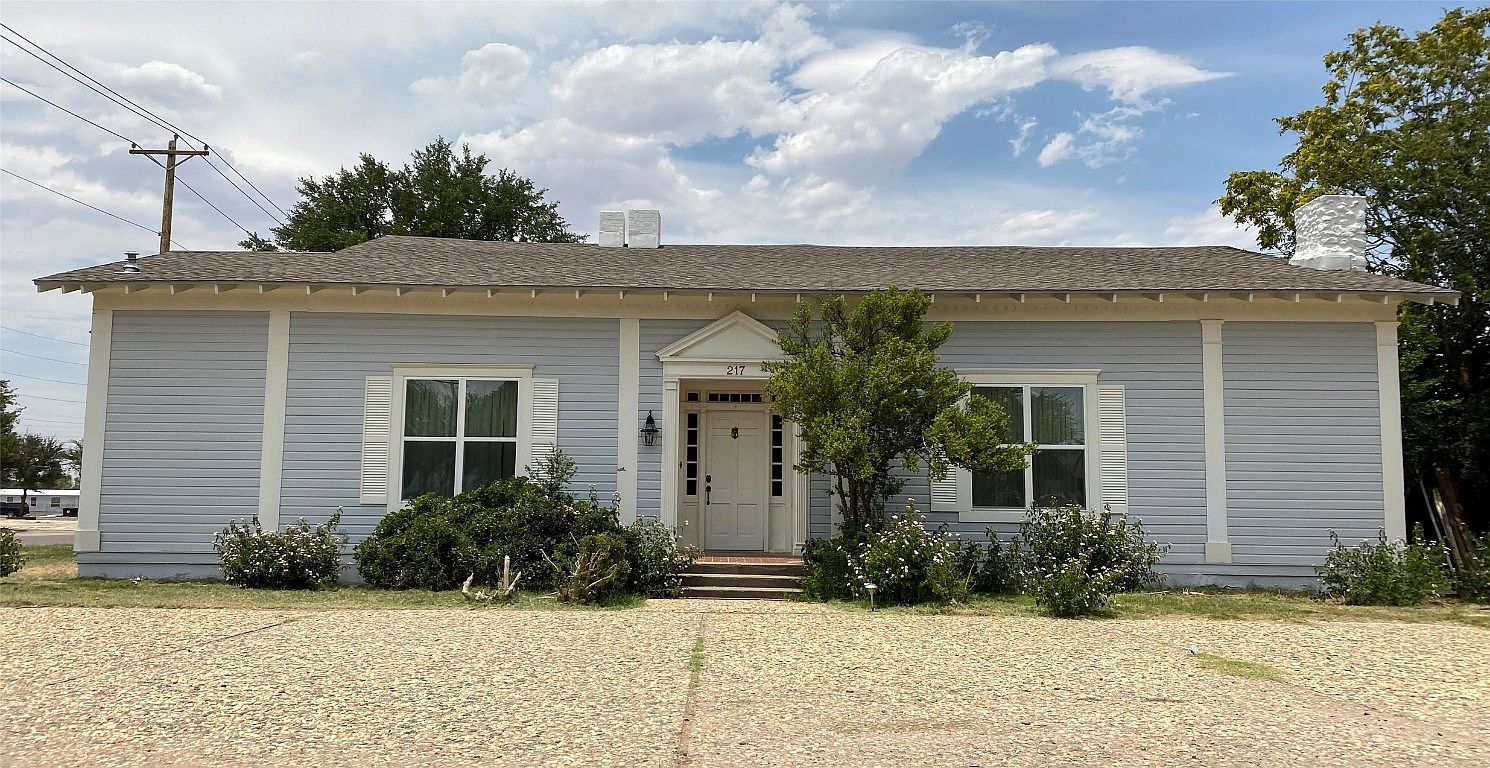 217 W 4th St, Pecos, TX 79772 Zillow