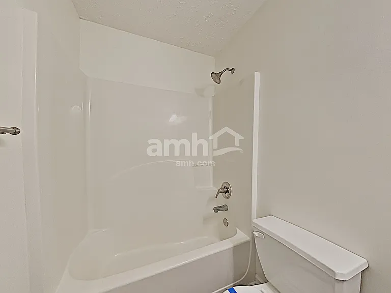 2462 Heatherton Ct — Photo 17