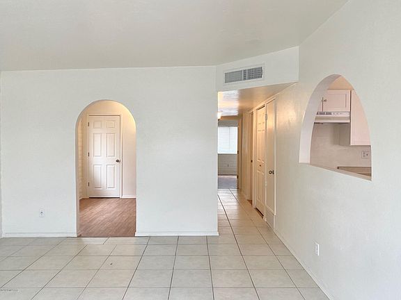 3rd image of 4907 W Santa Maria Dr