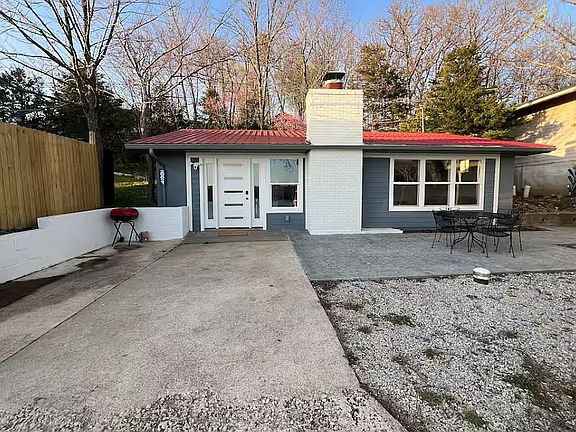 2nd image of 29621 Waters Edge Rd