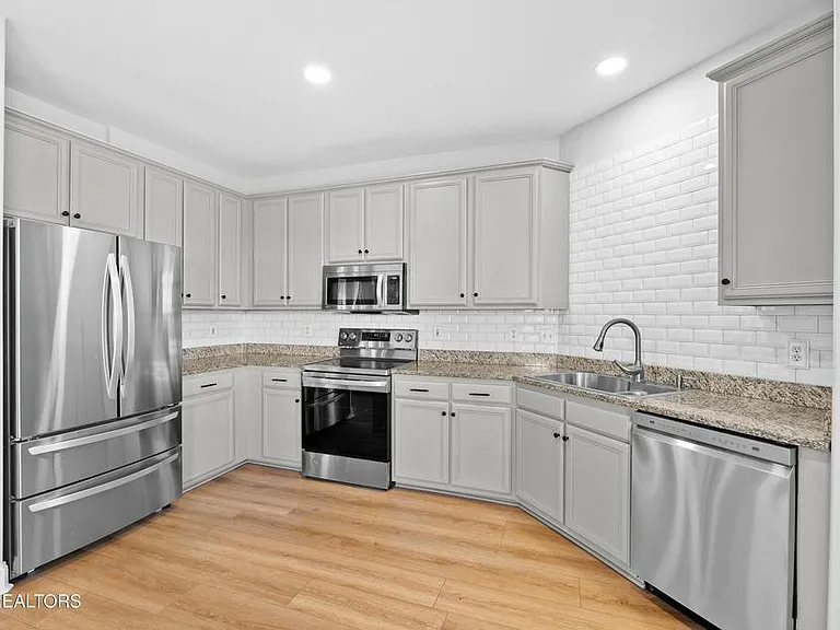 555 Rarity Bay Pkwy #106 — Photo 8