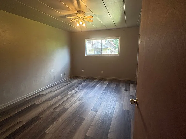 623 Clifton Dr #B — Photo 5
