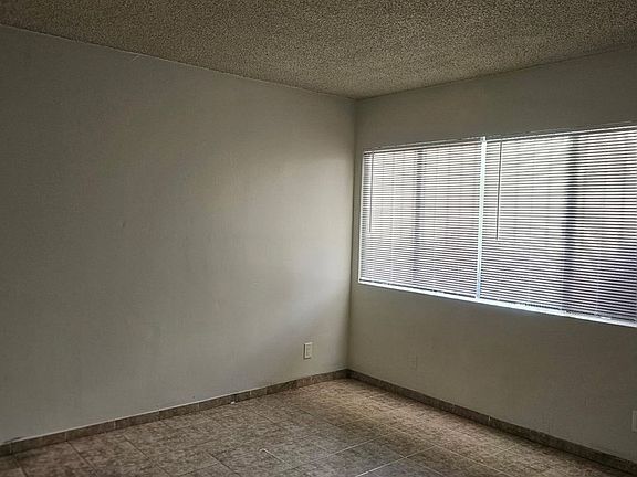 4th image of 6809 Baird Ave #16A