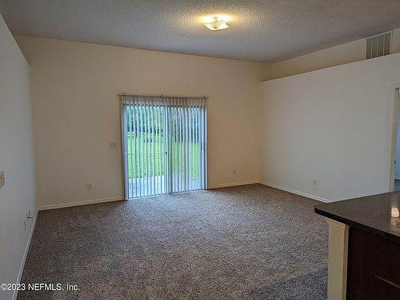 5th image of 13718 Devan Lee Dr E