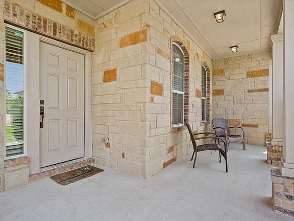 4th image of 5308 Tama Dr