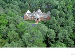 221 Dryden Ln, Henrico, VA 23229