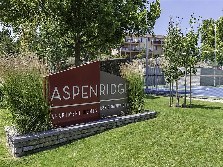 Aspen Ridge — Photo 1