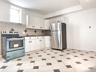 Rented by MAC Realty NY