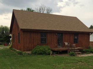 519 9th St, Grandview, IN 47615