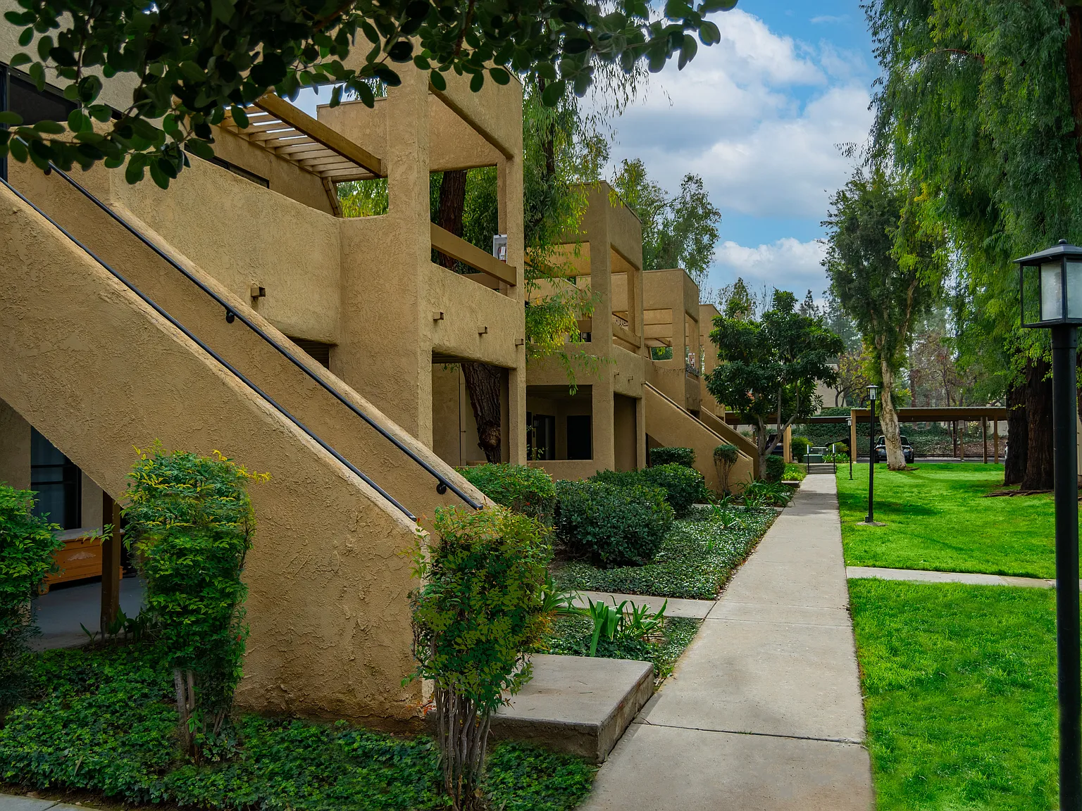 Rivera Apartments — Photo 4