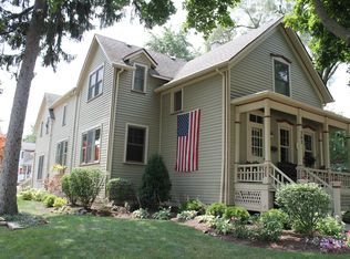 343 W Maple St, Lombard, IL 60148