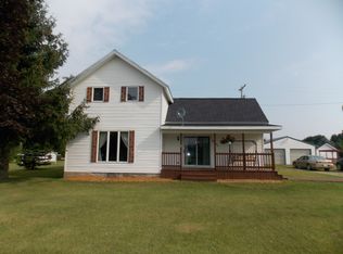 9797 E Deerfield Rd, Shepherd, MI 48883