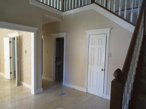 5th image of 2417 Clearspring Dr S