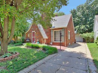 551 S Broadview St, Wichita, KS 67218