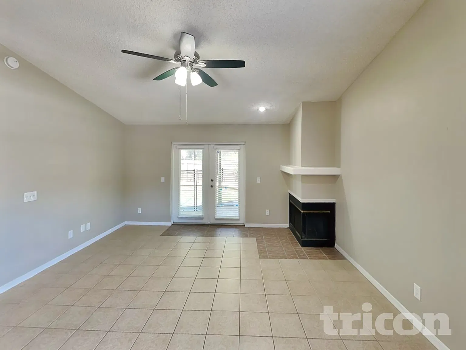 1326 Hatch Place Valrico FL — Photo 2
