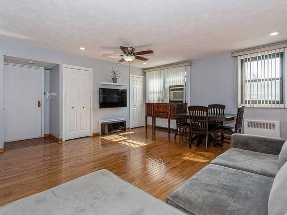 2nd image of 21-18 202nd St #1