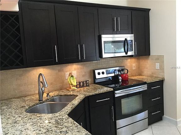 4th image of 13151 Laver Ln