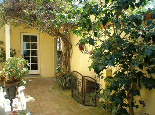 10637 Otsego St, North Hollywood, CA 91601