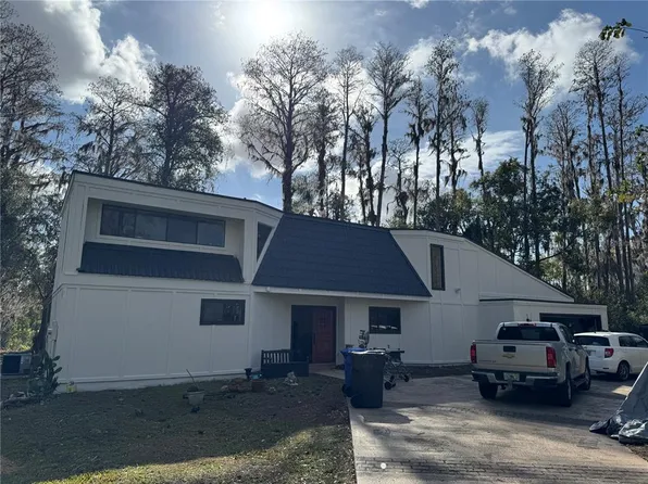 18803 Merry Ln, Lutz, FL 33548