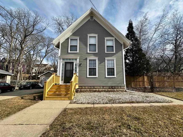 567 S Main St, Janesville, WI 53545