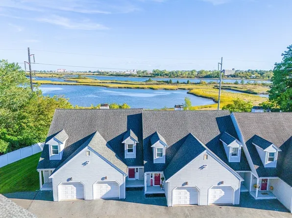 109 Salem St APT 405, Revere, MA 02151